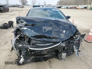2015 Chrysler 200 Limited z VIN 1C3CCCAG2FN516524, wystawiony jako Copart lot #48309414 z przebiegiem 168 517 mil mil oraz Szkoda całkowita • Salvage title. Historia ofert i sprzedaży dostępna na DreamBid. Obrazek 5.