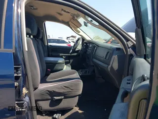 2005 Dodge 1500 SLT with VIN 1D7HA18N95S277995, listed as a IAAI auction lot 41841508 with 212,109 mi miles. Bid and sale history available at carsss.com. Image 5.