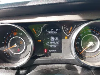 2020 Jeep Wrangler Unlimited Sport S z VIN 1C4HJXDN3LW155884, wystawiony jako IAAI lot #41868363 z przebiegiem 82 901 mil mil oraz . Historia ofert i sprzedaży dostępna na DreamBid. Obrazek 15.