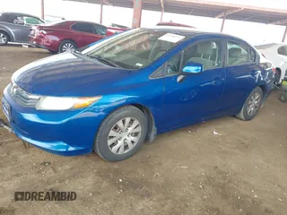 2012 Honda Civic LX z VIN 19XFB2F51CE359968, wystawiony jako IAAI lot #42350373 z przebiegiem 126 215 mil mil oraz . Historia ofert i sprzedaży dostępna na DreamBid. Obrazek 2.