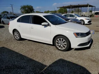 2013 Volkswagen Jetta SE with VIN 3VWDP7AJ3DM384014, listed as a Copart auction lot 56207025 with 112,627 mi miles and Salvage title. Bid and sale history available at DreamBid. Image 4.