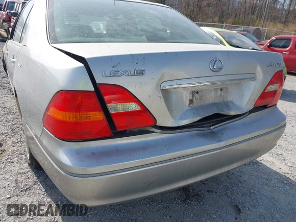 2002 Lexus LS 430 with VIN JTHBN30F320091170, listed as a IAAI auction lot 41816208 with Not Provided miles and . Bid and sale history available at carsss.com. Image 15.