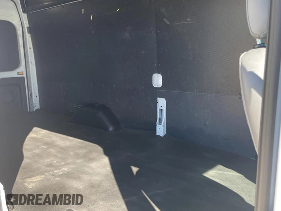 2015 Ford Transit with VIN 1FTSW3XG0FKA58280, listed as a Copart auction lot 81307954 with 289,575 mi miles and Clean Title. Bid and sale history available at DreamBid. Image 6.