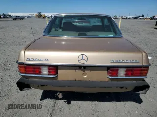 1985 Mercedes-Benz 300 с VIN WDBAB53A6FA202200, выставлен на аукционе Copart как лот 60064145 с пробегом 202 868 миль миль и Чистый • Clean title. История ставок и продаж доступна на DreamBid. Изображение 6.