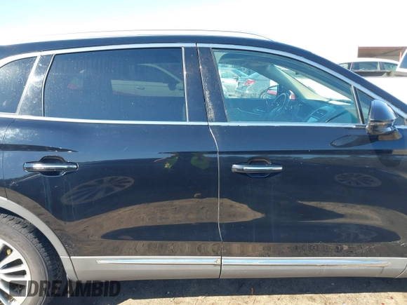 2016 Lincoln MKX Select with VIN 2LMTJ6KR9GBL59252, listed as a IAAI auction lot 41608092 with 144,128 mi miles. Bid and sale history available at carsss.com. Image 13.