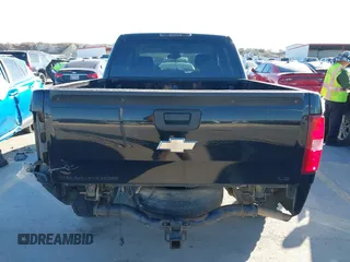 2009 Chevrolet Silverado 1500 LS with VIN 3GCEC13C49G267921, listed as a IAAI auction lot 41723468 with 150,075 mi miles and . Bid and sale history available at DreamBid. Image 6.