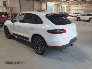 2016 Porsche Macan S with VIN WP1AB2A50GLB50914, listed as a IAAI auction lot 42603582 with 95,200 mi miles and . Bid and sale history available at DreamBid. Image 3.