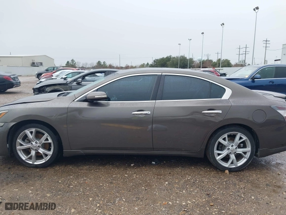 2012 Nissan Maxima 3.5 SV with VIN 1N4AA5AP5CC815460, listed as a IAAI auction lot 41332405 with 173,855 mi miles. Bid and sale history available at carsss.com. Image 14.