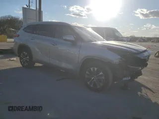 2023 Toyota Highlander L with VIN 5TDKDRAH0PS024781, listed as a Copart auction lot 47406875 with 73,981 mi miles and Clean title. Bid and sale history available at DreamBid. Image 4.