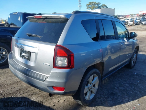 2016 Jeep Compass Latitude с VIN 1C4NJCEA1GD648097, выставлен на аукционе IAAI как лот 41879829 с пробегом 128 970 миль миль и . История ставок и продаж доступна на DreamBid. Изображение 4.