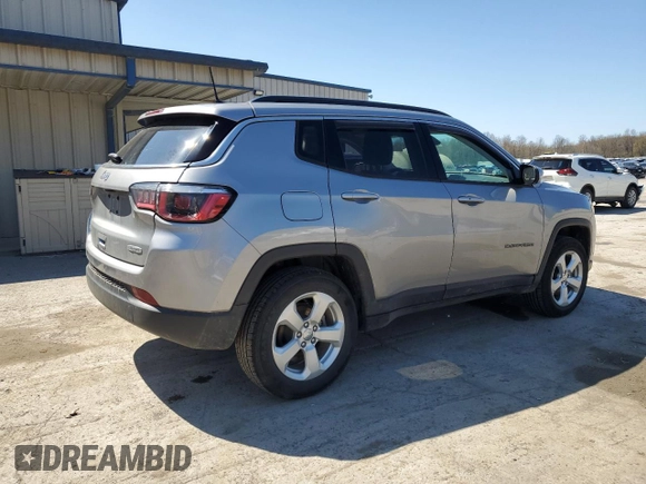 2019 Jeep Compass Latitude with VIN 3C4NJDBB1KT703251, listed as a Copart auction lot 52760895 with 73,026 mi miles and Salvage Title. Bid and sale history available at DreamBid. Image 3.