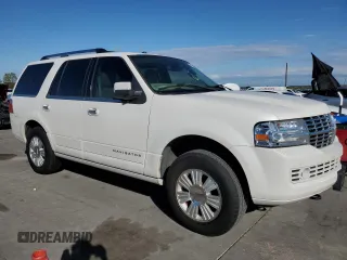 2013 Lincoln Navigator z VIN 5LMJJ2H50DEL08848, wystawiony jako Copart lot #80376764 z przebiegiem 182 163 mil mil oraz Czysty tytuł • Clean title. Historia ofert i sprzedaży dostępna na DreamBid. Obrazek 4.