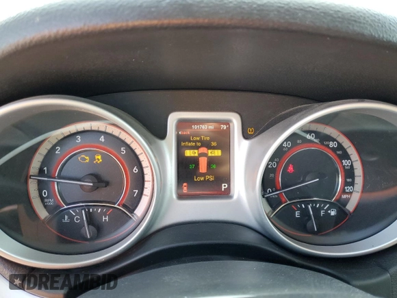 2015 Dodge Journey SXT with VIN 3C4PDDBG2FT684520, listed as a Copart auction lot 58835535 with 101,763 mi miles and Salvage title. Bid and sale history available at DreamBid. Image 9.
