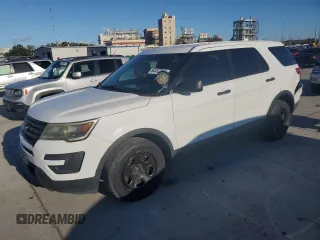 2016 Ford Utility Police Interceptor with VIN 1FM5K8AR9GGA12267, listed as a Copart auction lot 84457244 with 181,440 mi miles and Clean Title. Bid and sale history available at carsss.com. Image 1.