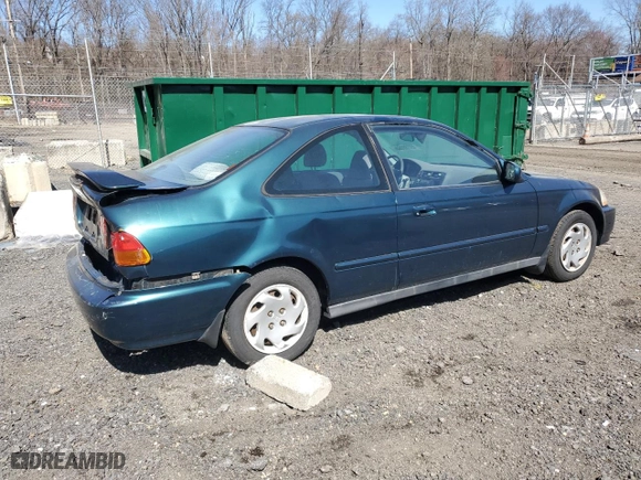 1997 Honda Civic EX with VIN 1HGEJ8142VL136575, listed as a Copart auction lot 49732395 with 296,782 mi miles and Salvage Title. Bid and sale history available at carsss.com. Image 3.