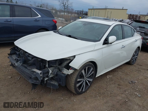 2019 Nissan Altima 2.5 Platinum with VIN 1N4BL4FV9KC112037, listed as a IAAI auction lot 41912037 with 88,484 mi miles. Bid and sale history available at carsss.com. Image 20.