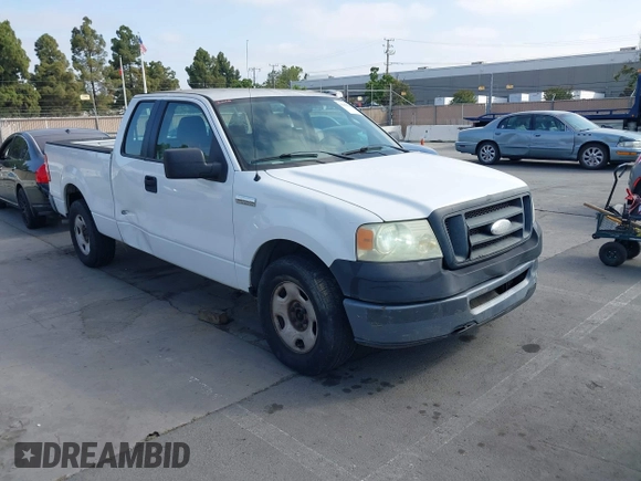 2006 Ford F-150 XLT with VIN 1FTPX125X6KD32131, listed as a IAAI auction lot 42450582 with 259,423 mi miles and . Bid and sale history available at DreamBid. Image 1.
