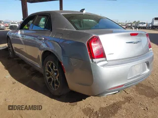 2015 Chrysler 300 with VIN 2C3CCAGG0FH887573, listed as a IAAI auction lot 41111962 with 84,286 mi miles. Bid and sale history available at carsss.com. Image 3.