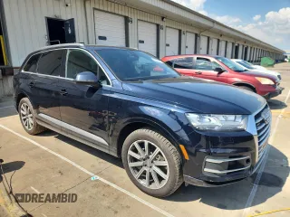 2017 Audi Q7 Prestige with VIN WA1VAAF75HD029313, listed as a Copart auction lot 62296365 with 164,123 mi miles and Clean title. Bid and sale history available at DreamBid. Image 4.