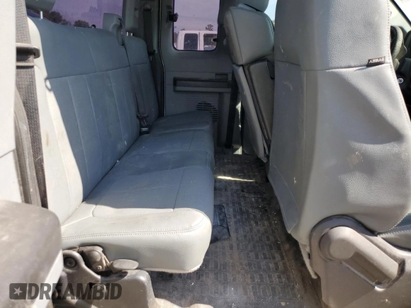 2015 Ford F-250 XLT z VIN 1FT7X2A64FED03898, wystawiony jako Copart lot #55018545 z przebiegiem Nie podano mil oraz Szkoda całkowita • Salvage title. Historia ofert i sprzedaży dostępna na DreamBid. Obrazek 6.