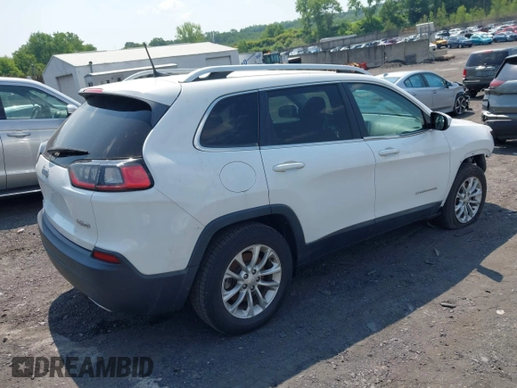 2019 Jeep Cherokee Latitude z VIN 1C4PJMCX9KD189948, wystawiony jako IAAI lot #42487738 z przebiegiem 72 573 mil mil oraz . Historia ofert i sprzedaży dostępna na DreamBid. Obrazek 4.