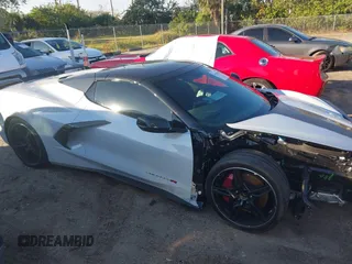 2021 Chevrolet Corvette 2LT with VIN 1G1YB3D45M5125069, listed as a IAAI auction lot 41165588 with 8,765 mi miles. Bid and sale history available at carsss.com. Image 14.