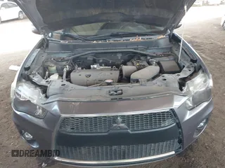 2010 Mitsubishi Outlander SE с VIN JA4AS3AW5AZ013840, выставлен на аукционе IAAI как лот 42180704 с пробегом 148 821 миль миль и . История ставок и продаж доступна на DreamBid. Изображение 10.