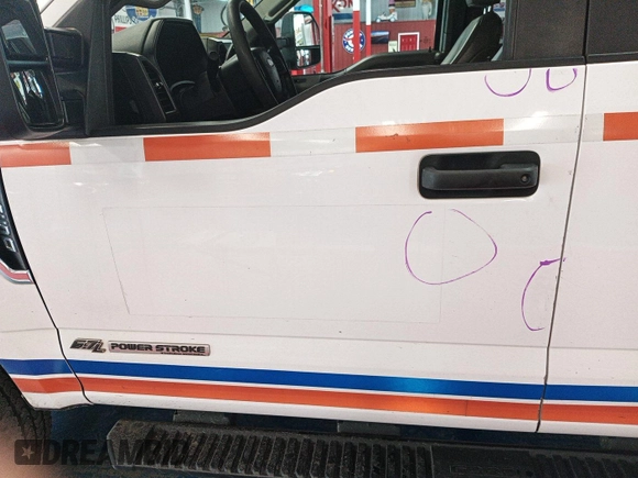 2020 Ford F-250 XL z VIN 1FT7X2BTXLEE50470, wystawiony jako IAAI lot #42786344 z przebiegiem 292 133 mil mil oraz . Historia ofert i sprzedaży dostępna na DreamBid. Obrazek 9.
