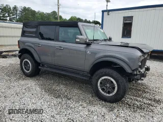 2021 Ford Bronco with VIN 1FMEE5DP2MLA87301, listed as a Copart auction lot 60791335 with 37,296 mi miles and Salvage title. Bid and sale history available at DreamBid. Image 4.