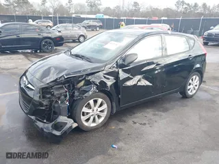 2013 Hyundai Accent SE with VIN KMHCU5AE8DU092543, listed as a IAAI auction lot 41476184 with 100,723 mi miles. Bid and sale history available at carsss.com. Image 17.