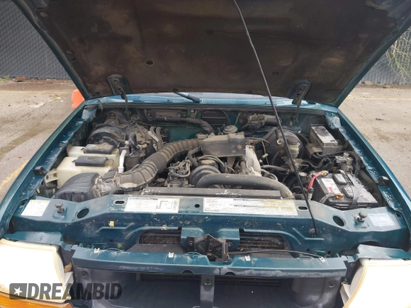 1998 Ford Ranger XL with VIN 1FTYR10C9WUB08918, listed as a IAAI auction lot 42079944 with 147,944 mi miles and . Bid and sale history available at carsss.com. Image 10.