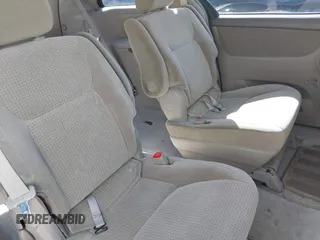 2006 Toyota Sienna LE with VIN 5TDBA23C66S071703, listed as a IAAI auction lot 42094221 with 146,607 mi miles. Bid and sale history available at carsss.com. Image 8.