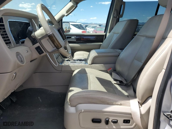 2010 Lincoln Navigator with VIN 5LMJJ2J57AEJ03503, listed as a Copart auction lot 65376814 with 170,597 mi miles and Salvage Title. Bid and sale history available at carsss.com. Image 7.