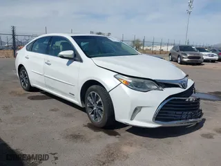 2016 Toyota Avalon Hybrid XLE Premium with VIN 4T1BD1EB8GU056490, listed as a IAAI auction lot 41548030 with 143,946 mi miles. Bid and sale history available at carsss.com. Image 1.