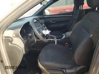 2023 Hyundai Santa Cruz SE z VIN 5NTJA4AE3PH069136, wystawiony jako Copart lot #51370045 z przebiegiem 29 754 mil mil oraz Szkoda całkowita • Salvage title. Historia ofert i sprzedaży dostępna na DreamBid. Obrazek 7.