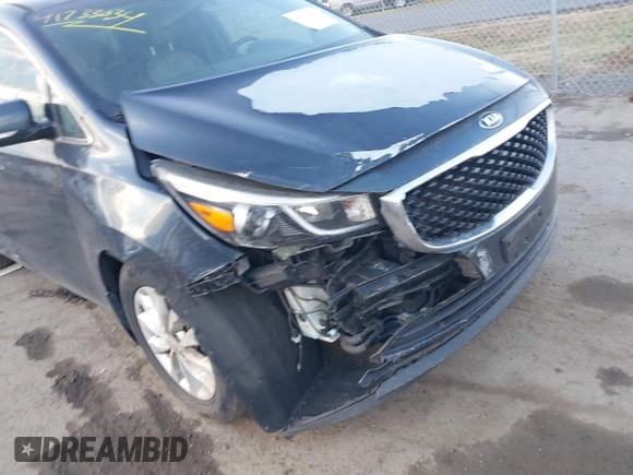 2016 Kia Sedona SX with VIN KNDMC5C10G6158467, listed as a IAAI auction lot 41733034 with 123,306 mi miles and . Bid and sale history available at carsss.com. Image 6.