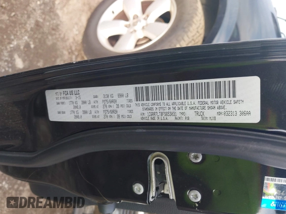 2015 Ram 1500 Outdoorsman z VIN 1C6RR7LT8FS653031, wystawiony jako IAAI lot #41581094 z przebiegiem 129 178 mil mil oraz . Historia ofert i sprzedaży dostępna na DreamBid. Obrazek 9.