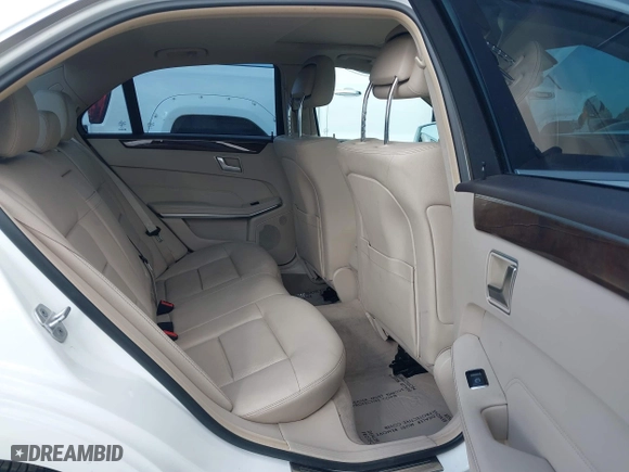 2016 Mercedes-Benz E-Class E 350 Sport with VIN WDDHF5KB4GB255588, listed as a IAAI auction lot 41547556 with 72,981 mi miles. Bid and sale history available at carsss.com. Image 8.