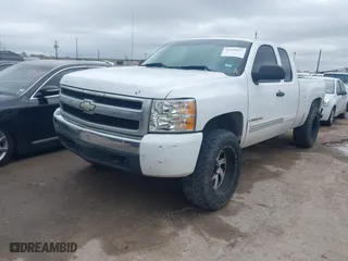 2007 Chevrolet Silverado 1500 Work Truck with VIN 1GCEC19C47Z630870, listed as a IAAI auction lot 41420093 with 316,080 mi miles. Bid and sale history available at carsss.com. Image 17.
