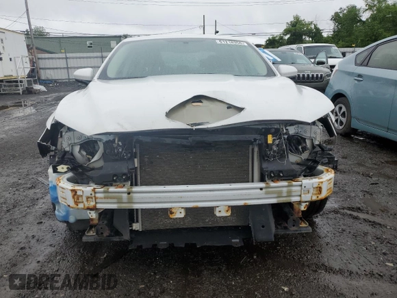 2017 Ford Fusion SE with VIN 3FA6P0H72HR169655, listed as a Copart auction lot 61218355 with 100,253 mi miles and Salvage title. Bid and sale history available at DreamBid. Image 5.