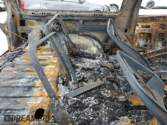 1987 Ford Bronco с VIN 1FMCU14T3HUC77415, выставлен на аукционе Copart как лот 47737825 с пробегом Не указан миль и На запчасти • Non repairable. История ставок и продаж доступна на DreamBid. Изображение 11.