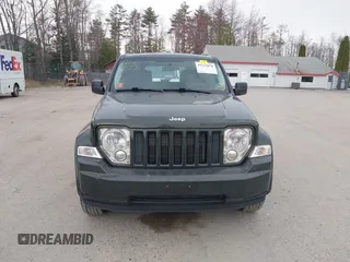 2010 Jeep Liberty Sport with VIN 1J4PN2GK7AW176037, listed as a IAAI auction lot 42125070 with 178,872 mi miles. Bid and sale history available at carsss.com. Image 13.