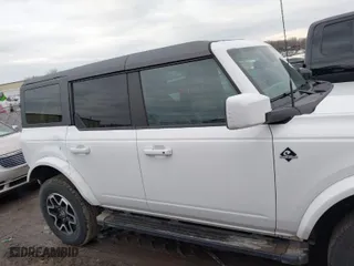 2022 Ford Bronco with VIN 1FMDE5BH3NLB46428, listed as a IAAI auction lot 41712299 with 35,930 mi miles. Bid and sale history available at carsss.com. Image 13.