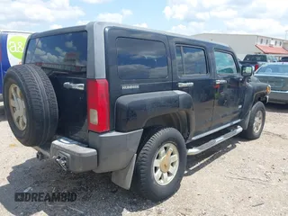 2008 Hummer H3 Luxury z VIN 5GTEN13E788184170, wystawiony jako IAAI lot #42386498 z przebiegiem 212 463 mil mil oraz . Historia ofert i sprzedaży dostępna na DreamBid. Obrazek 4.