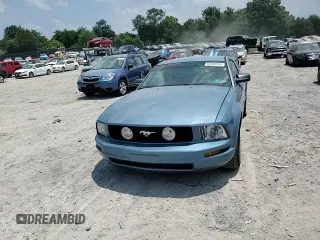 2007 Ford Mustang Deluxe with VIN 1ZVFT80N575339522, listed as a Copart auction lot 62088905 with 204,172 mi miles and Clean title. Bid and sale history available at DreamBid. Image 13.