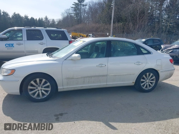 2009 Hyundai Azera Limited z VIN KMHFC46F99A368183, wystawiony jako IAAI lot #41769940 z przebiegiem 144 339 mil mil oraz . Historia ofert i sprzedaży dostępna na DreamBid. Obrazek 12.