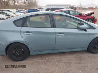 2013 Toyota Prius One z VIN JTDKN3DU2D5629440, wystawiony jako IAAI lot #41910246 z przebiegiem 136 767 mil mil oraz . Historia ofert i sprzedaży dostępna na DreamBid. Obrazek 13.