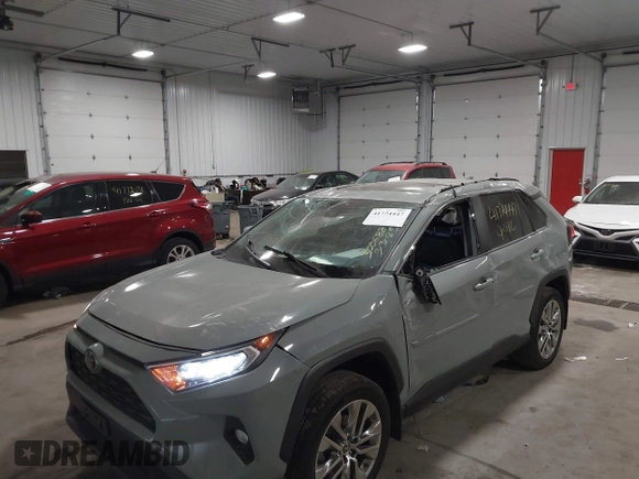 2019 Toyota RAV4 XLE Premium with VIN JTMA1RFV7KD513993, listed as a IAAI auction lot 41774447 with 51,378 mi miles. Bid and sale history available at carsss.com. Image 6.