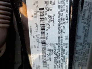 2018 Ford Focus SE z VIN 1FADP3F22JL265175, wystawiony jako Copart lot #62916255 z przebiegiem 90 348 mil mil oraz Szkoda całkowita • Salvage title. Historia ofert i sprzedaży dostępna na DreamBid. Obrazek 12.