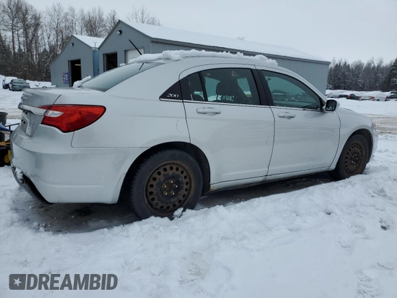 2012 Chrysler 200 LX with VIN 1C3CCBAB9CN315374, listed as a Copart auction lot 44841705 with 147,043 mi miles and Clean Title. Bid and sale history available at DreamBid. Image 3.
